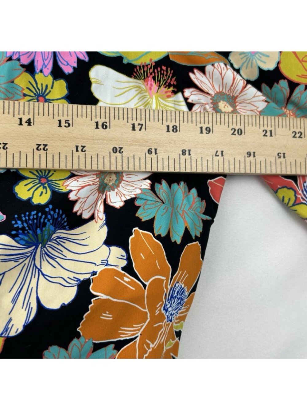 Gottex Modest One-Piece Swimsuit XXL Short Sleeves Round Neck Vibrant Floral NWT - Picture 8 of 15